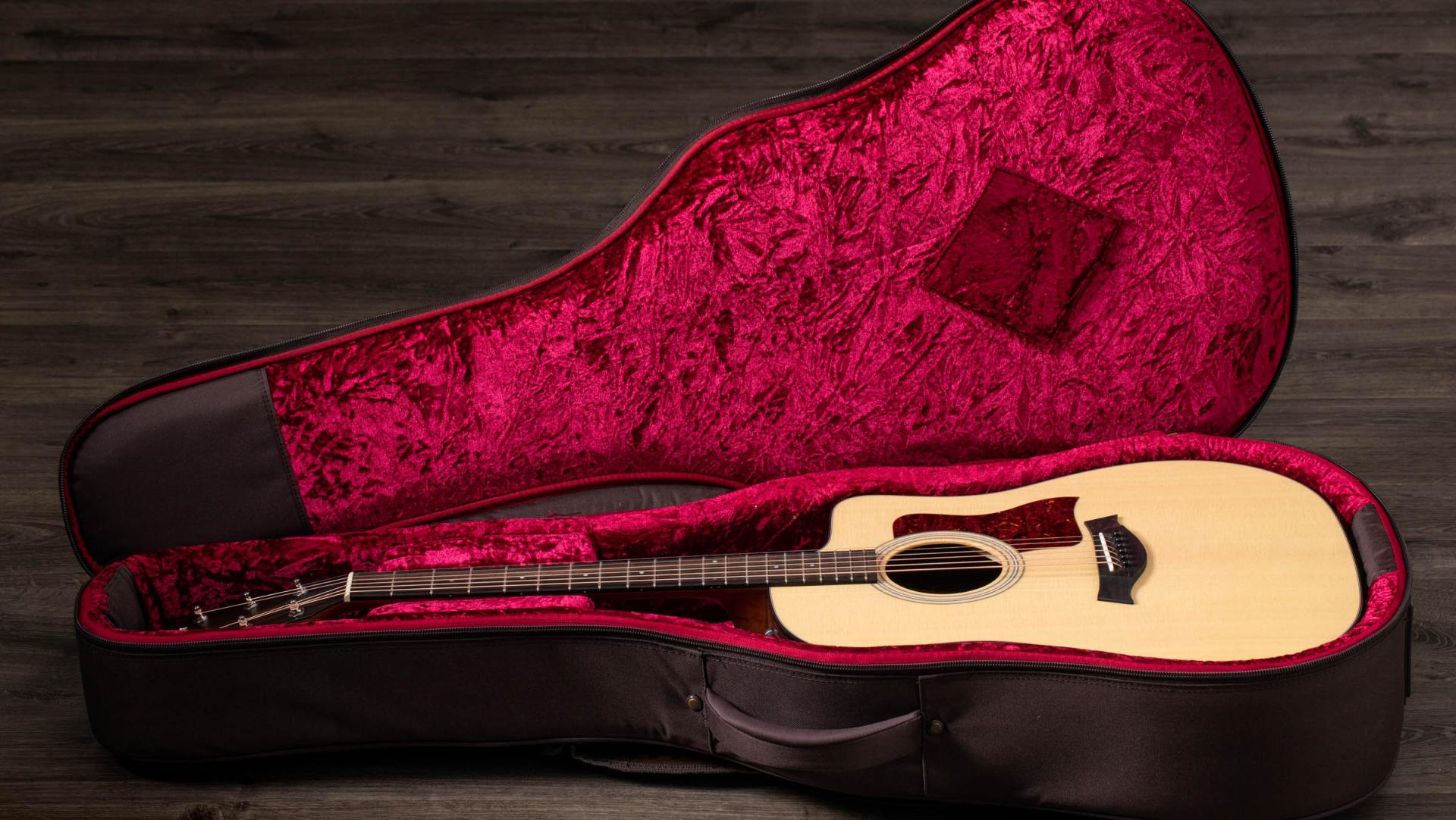 Taylor on sale 210ce plus